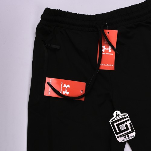 خامة ممتازة  UNDER ARMOR  فصال رائع اسود