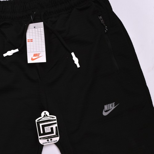 فصال رائع بجامة NIKE اسود اللون