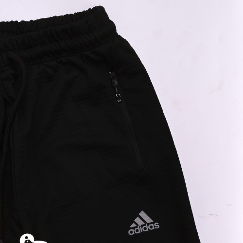 فصال رائع بجامة Adidas  اسود اللون