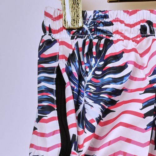 خامة شورت صيفية باردة nike  بطانة شبكية مريحة لون مشجر