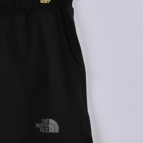 خامة قطنية شورت  The North Face فصال تركي لون اسود 