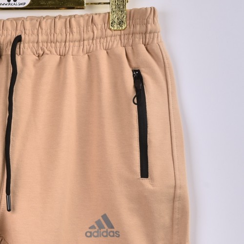 خامة قطنية شورت adidas  فصال تركي  حركة زنجيل لون بيجي 
