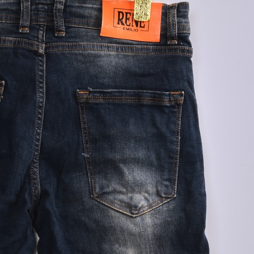 شورت جينز خامة درجة اولى فصال تركي بحركات مميزة بادق التفاصيل , باللون الازرق الكاحت