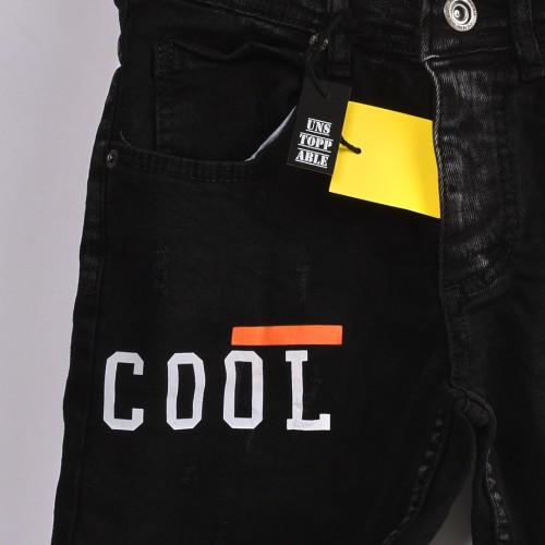 شورت جينز خامة درجة اولى فصال تركي بحركات مميزة بادق التفاصيل , باللون الاسود الكاحت