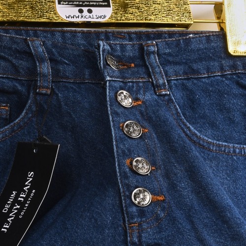 شورت جينز خصر نورمال حركة عند الاطراف خامة وفصال تركي درجة عالية باللون الازرق