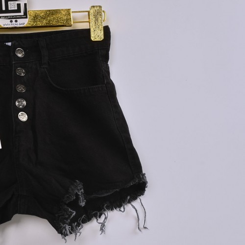 شورت جينز خصر نورمال حركة عند الاطراف خامة وفصال تركي درجة عالية باللون الاسود