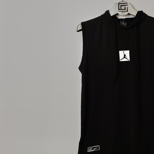 خامة رياضي كيمونة فصال مميز جدا jordan بخلفية اسود اللون 