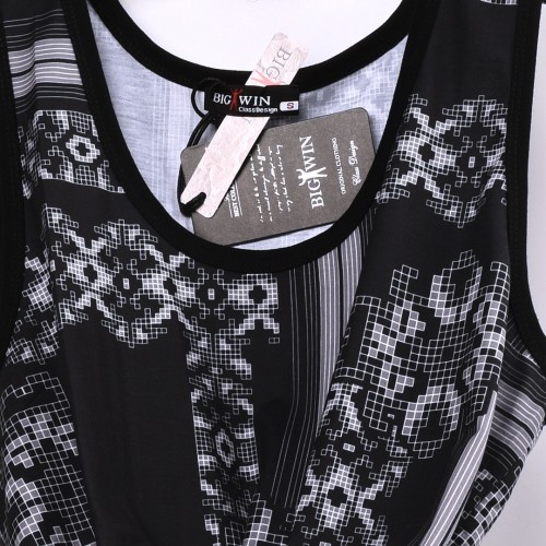 خامة مريحة كيمونة Big Win عنق دائري واسع باللون الاسود المطعم بالرصاصي