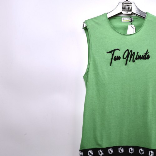 كيمونة عنق دائري خامة قطنية فصال حركي من الدرجة الاولى ten minute باللون الاخضر