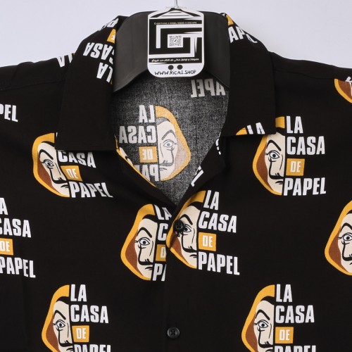 قميص خامة قطنية  مريحة جدا وبفصال حركي جميل  باللون الاسود مع طبعة lacasa de papel اصفر 