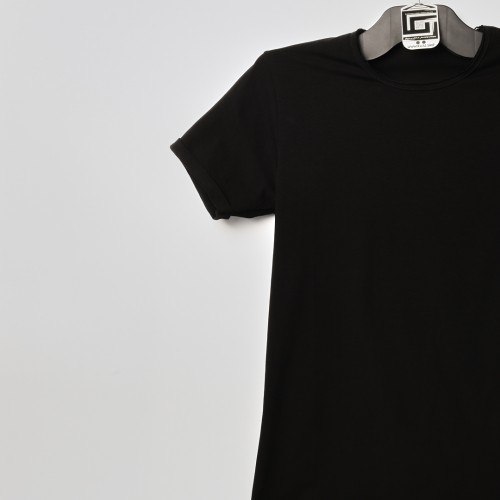 فت سايز تيشرت قطني سادة لون اسود ياخة دائري حركة في الفصال (طبع حسب الطلب)