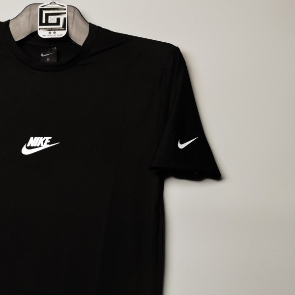  خامة رياضي متقدم nike عنق دائري  اسود