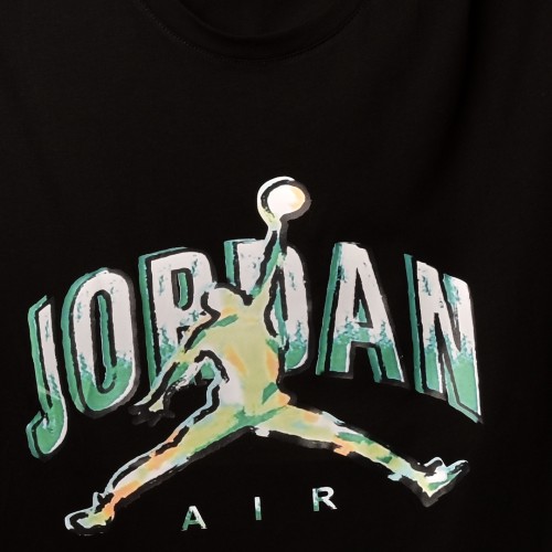 قالب شبه اوفر سايز ((فصال اوربي)) تيشرت مطبوع جوردان  قطني عنق دائري 