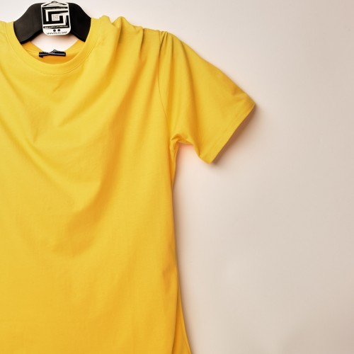 قالب شبه اوفر سايز ((فصال اوربي)) تيشرت قطني سادة لون اصفر عنق دائري  (طبع حسب الطلب)