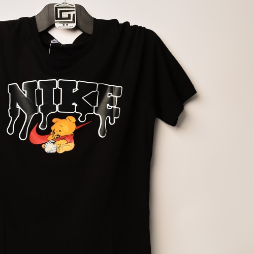 قالب شبه اوفر سايز ((فصال اوربي)) تيشرت قطني  مطبوع NIKE عنق دائري  اسود