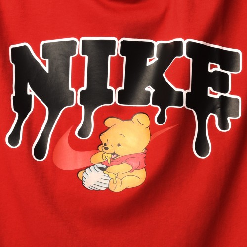 قالب شبه اوفر سايز ((فصال اوربي)) تيشرت قطني  مطبوع NIKE عنق دائري  احمر