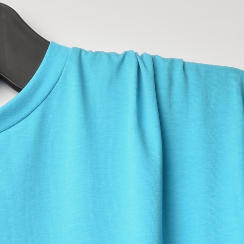 تيشرت اوفر سايز قطني خامة ممتازة باللون الازرق مع الطبعة للجنسين