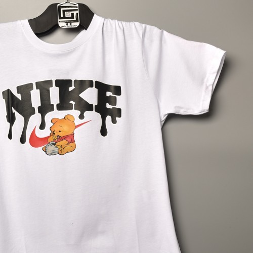 قالب شبه اوفر سايز ((فصال اوربي)) تيشرت قطني  مطبوع NIKE عنق دائري  ابيض