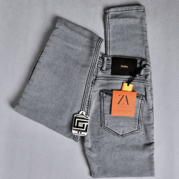 جينز zara هادئ كاحت اللون سلم فت خامة متقدمة ليكرا باللون السمائي المغسول