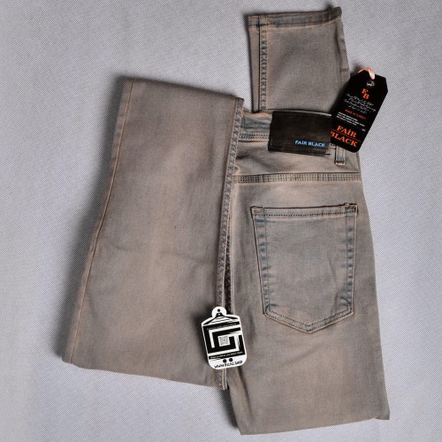 جينز Fair black هادئ سلم فت ليكرا باللون الرصاصي المغسول