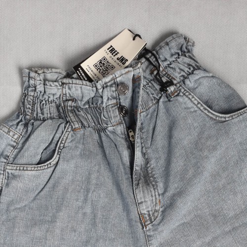 بنطلون جينز  بوي فرين BoyFriend خصر لاستيك باللون الازرق الفاتح