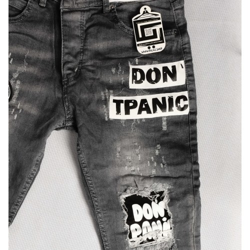 بنطلون جينز خامة درجة اولى فصال تركي بحركات مميزة بادق التفاصيل , باللون الرصاصي