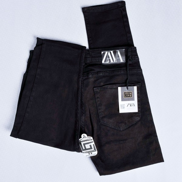 جينز zara هادئ سلم فت خامة متقدمة ليكرا باللون الاسود (خامة لا تجرد)