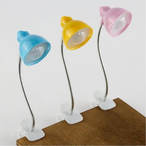 ضوء قراءة الكتاب المنضدي الانيق  ( باللون الابيض )