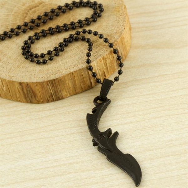 قلادة الرجال خنجر