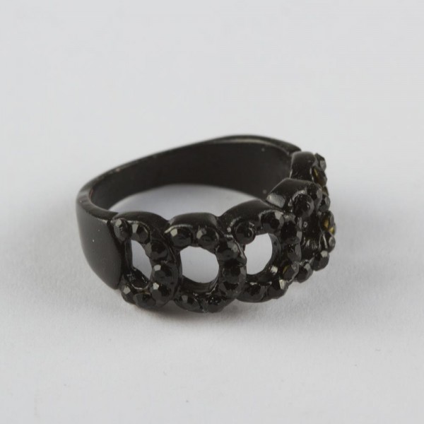 خاتم متشابك على شكل خاتم حجر