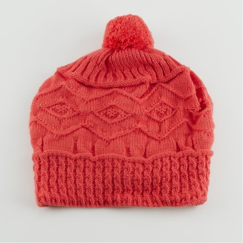 قبعة - كليتة بومبوم ذات التصميم العصري