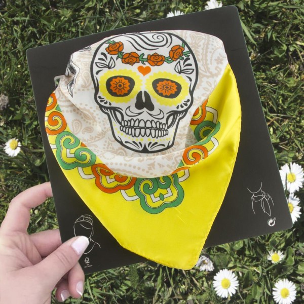 وشاح زارا الشهير , بالجودة الممتازة